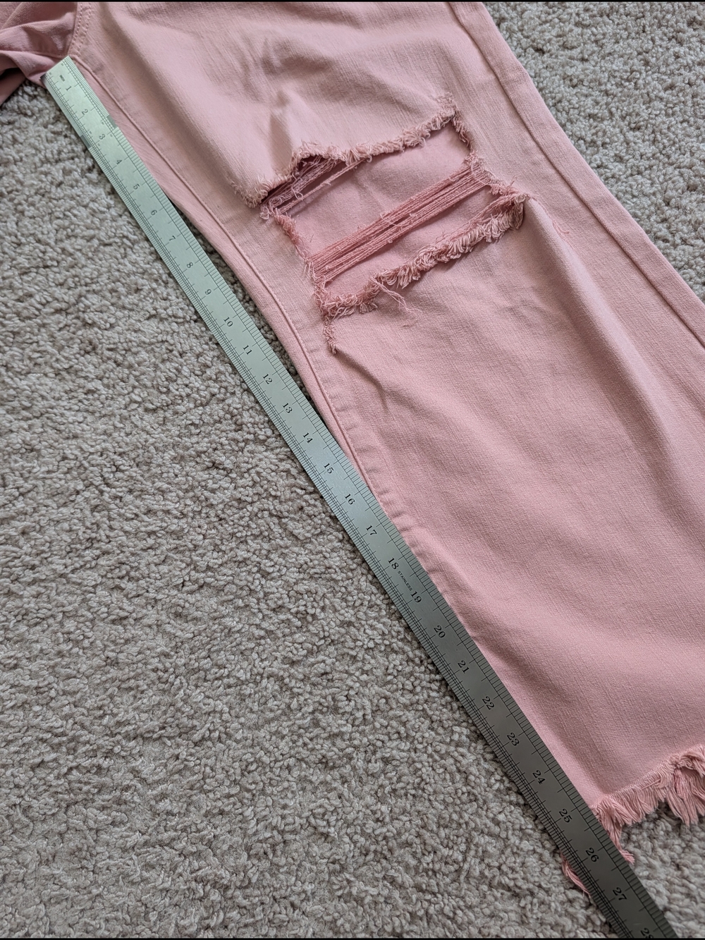 Sneak Peek Womens Dusty Pink Distressed High Rise Wide Leg Jeans NWT Size 30 - Picture 13 of 14